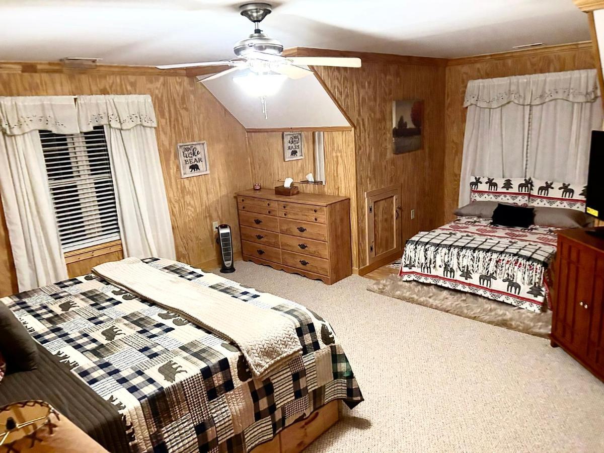 One Of A Kind Rustic Log Cabin Near Bryce Resort - Large Game Room - Fire Pit - Large Deck - Bbq Basye Zewnętrze zdjęcie