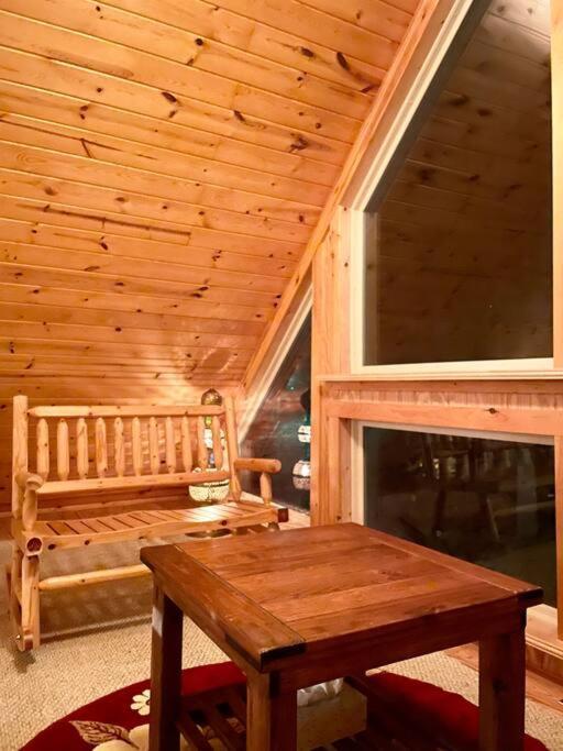 One Of A Kind Rustic Log Cabin Near Bryce Resort - Large Game Room - Fire Pit - Large Deck - Bbq Basye Zewnętrze zdjęcie