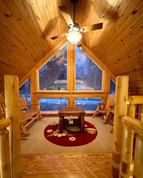 One Of A Kind Rustic Log Cabin Near Bryce Resort - Large Game Room - Fire Pit - Large Deck - Bbq Basye Zewnętrze zdjęcie