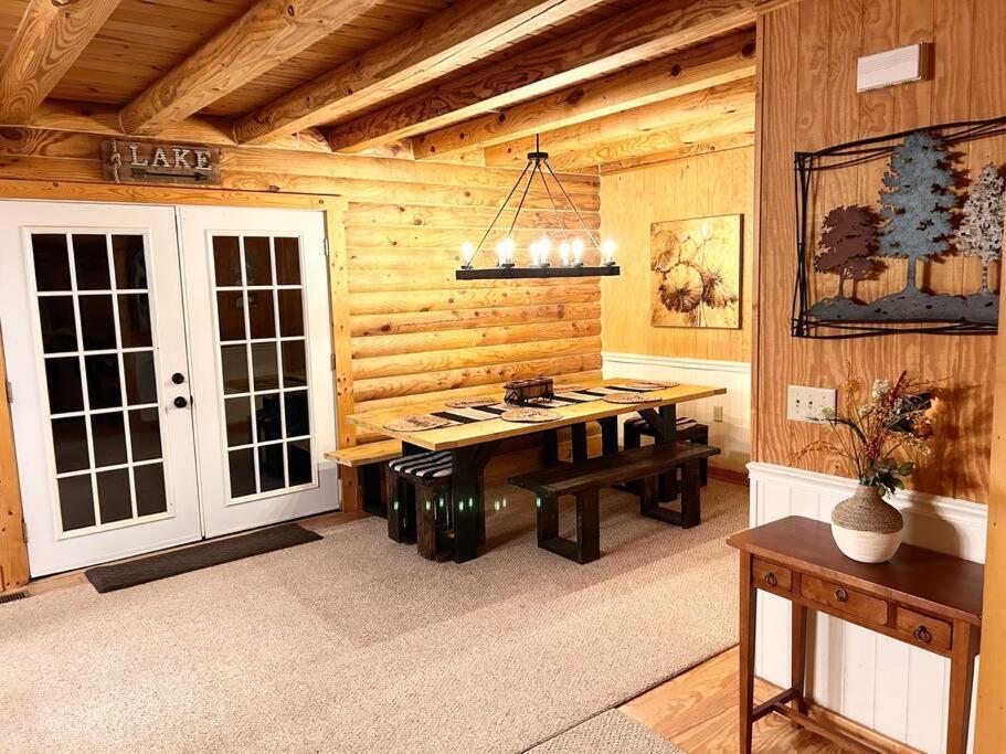 One Of A Kind Rustic Log Cabin Near Bryce Resort - Large Game Room - Fire Pit - Large Deck - Bbq Basye Zewnętrze zdjęcie