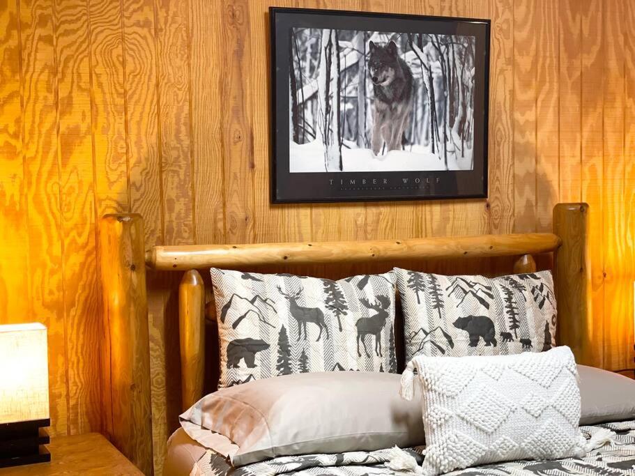 One Of A Kind Rustic Log Cabin Near Bryce Resort - Large Game Room - Fire Pit - Large Deck - Bbq Basye Zewnętrze zdjęcie